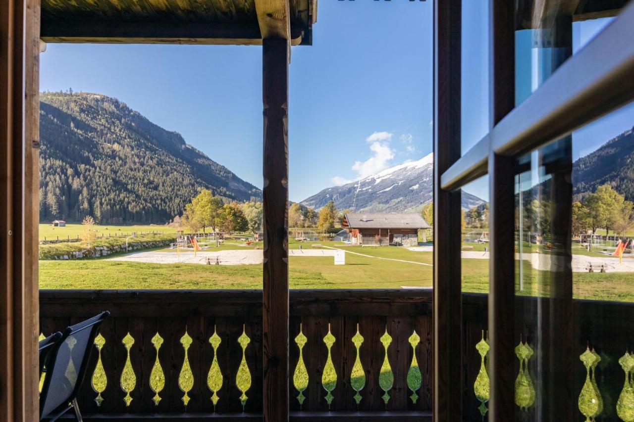Alpin Residenzen Panoramabahn By Alpina-Holiday Hollersbach im Pinzgau Luaran gambar